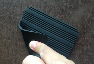 ANTI SLIP RUBBER SHEET 1 1 300x204 - ANTI-SLIP RUBBER SHEET